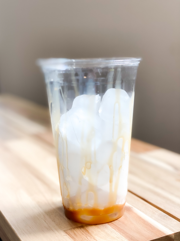 picture of ice for the iced caramel macchiato